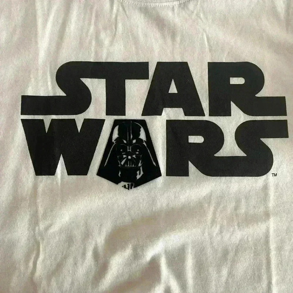Star Wars T-shirt - Picture 7 of 13